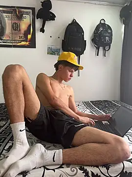 Jackdaniel001  online show from May 4, 3:41 pm