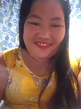 Snapshot of sweet_pinay01 chatting on June 25, 10:58 pm sweet pinay01 online show from June 25, 10:58 pm