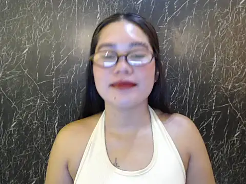 Snapshot of ur_prettychelsie chatting on April 27, 9:35 pm ur prettychelsie online show from April 27, 9:35 pm