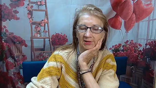 AliceWriter online show from April 29, 11:03 am