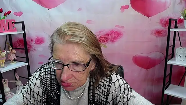 AliceWriter online show from April 30, 11:16 am