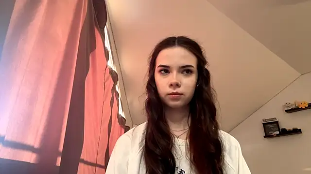 JoellaGrode online show from May 4, 5:42 pm