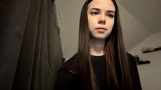 JoellaGrode online show from May 11, 6:49 pm