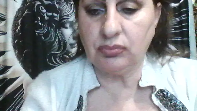 LoaqLovew online show from April 30, 1:50 pm