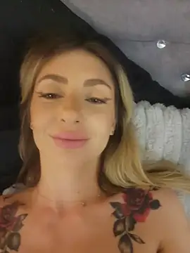 Snapshot of SofiaLace chatting on July 11, 4:59 am SofiaLace online show from July 11, 4:59 am