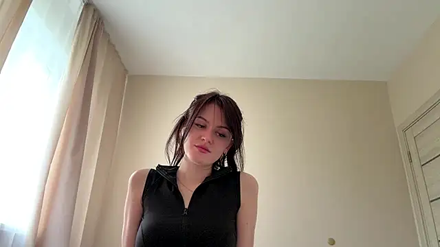 Snapshot of YourChristine chatting on May 1, 8:08 am YourChristine online show from May 1, 8:08 am