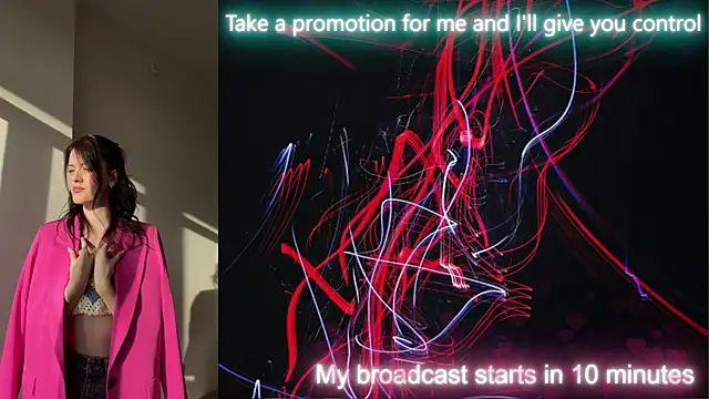 Snapshot of YourChristine chatting on May 25, 8:09 am YourChristine online show from May 25, 8:09 am