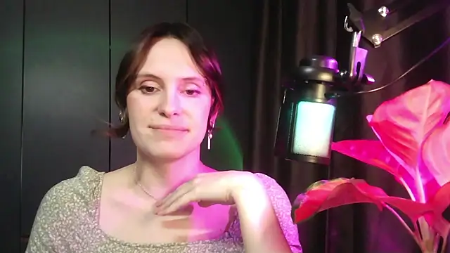 shy Miracle online show from May 10, 2:44 pm