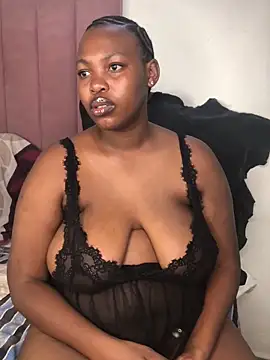 Snapshot of Candice_2026 chatting on May 12, 5:21 pm Candice 2026 online show from May 12, 5:21 pm