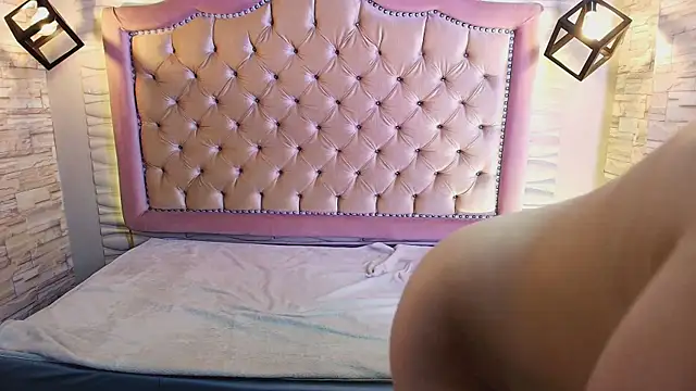 stephaniesun  online show from April 27, 1:14 am
