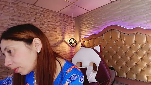 stephaniesun  online show from May 3, 1:28 pm