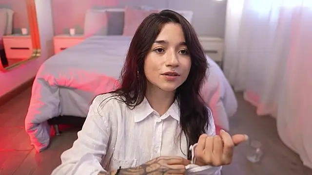 Snapshot of Charlotte_Rossee chatting on May 11, 1:39 pm Charlotte Rossee online show from May 11, 1:39 pm
