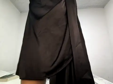 Snapshot of LONDON_ROSE chatting on May 8, 9:09 pm LONDON ROSE online show from May 8, 9:09 pm