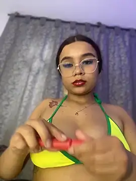 KITTY914 online show from May 8, 9:53 pm