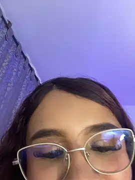 KITTY914 online show from May 19, 9:43 pm