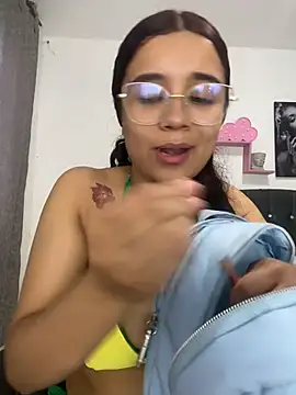 KITTY914 online show from May 29, 9:35 pm