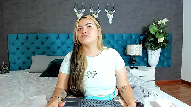 SabrinaMaddox online show from May 29, 2:48 pm