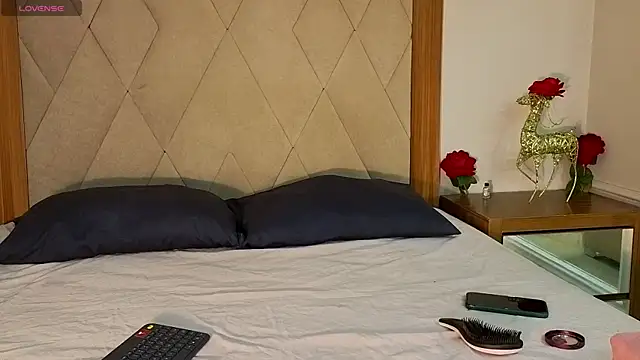 Snapshot of noahluxx chatting on May 15, 8:49 pm noahluxx online show from May 15, 8:49 pm