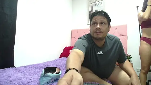 Snapshot of Xtream_LoversXXX chatting on May 3, 4:13 pm Xtream LoversXXX online show from May 3, 4:13 pm