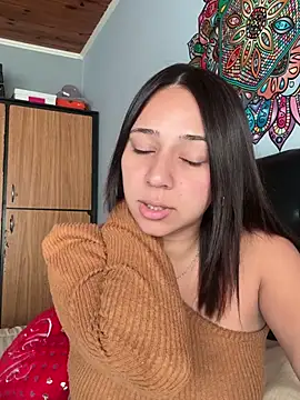 Snapshot of Morena_Prohibida chatting on May 18, 4:46 pm Morena Prohibida online show from May 18, 4:46 pm