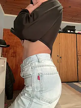 Snapshot of Morena_Prohibida chatting on May 22, 2:44 pm Morena Prohibida online show from May 22, 2:44 pm