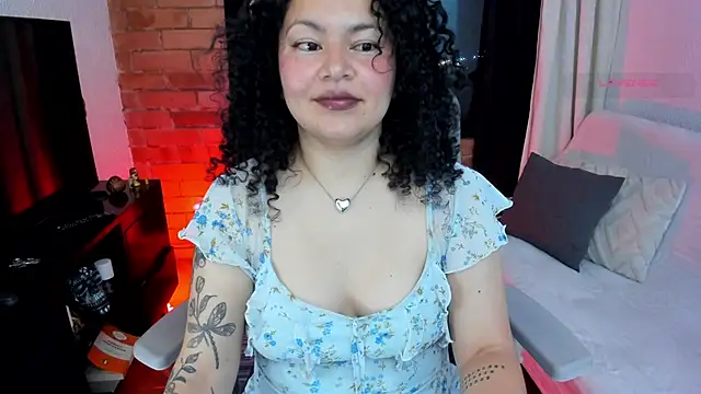 MissBronte online show from May 28, 1:25 am