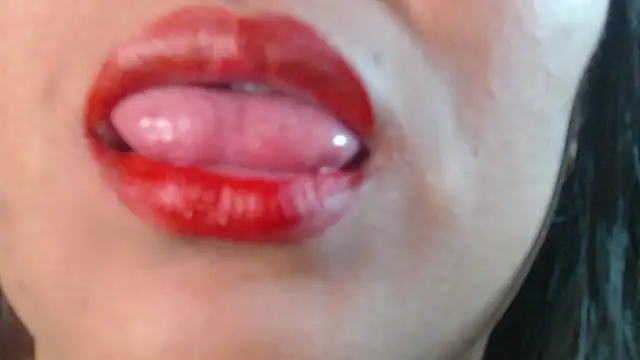 Snapshot of Sol_vannesa chatting on May 12, 7:22 pm Sol vannesa online show from May 12, 7:22 pm