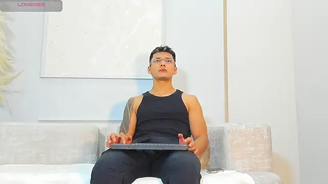 Alan Salazar online show from May 28, 5:32 pm