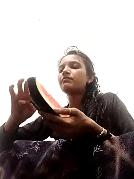 Snapshot of SS_sanjna chatting on May 16, 1:13 am SS sanjna online show from May 16, 1:13 am