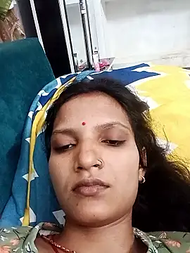 Snapshot of SS_sanjna chatting on May 17, 11:06 am SS sanjna online show from May 17, 11:06 am