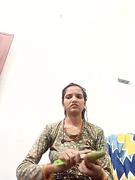 Snapshot of SS_sanjna chatting on May 19, 2:18 am SS sanjna online show from May 19, 2:18 am