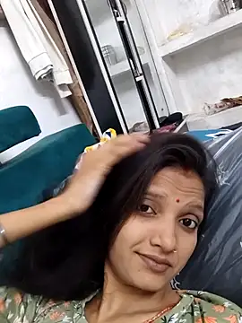 Snapshot of SS_sanjna chatting on May 23, 2:17 am SS sanjna online show from May 23, 2:17 am