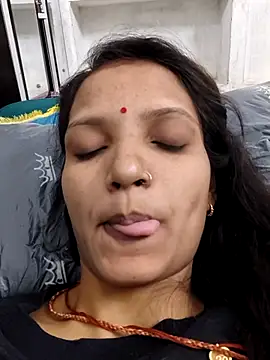 Snapshot of SS_sanjna chatting on May 28, 3:09 pm SS sanjna online show from May 28, 3:09 pm
