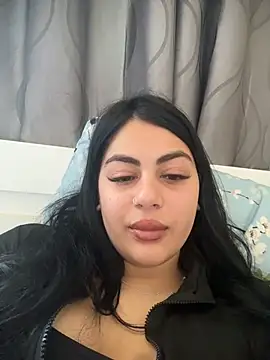 Snapshot of LilyLovell chatting on April 26, 11:41 am LilyLovell online show from April 26, 11:41 am