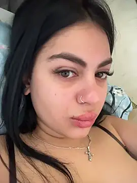 Snapshot of LilyLovell chatting on April 30, 11:49 am LilyLovell online show from April 30, 11:49 am