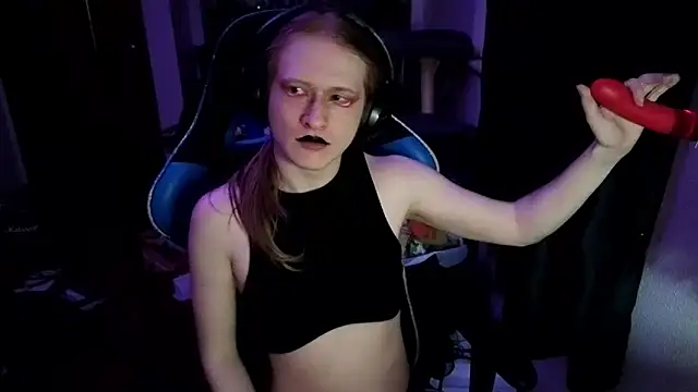 CutieBite online show from May 4, 7:37 am