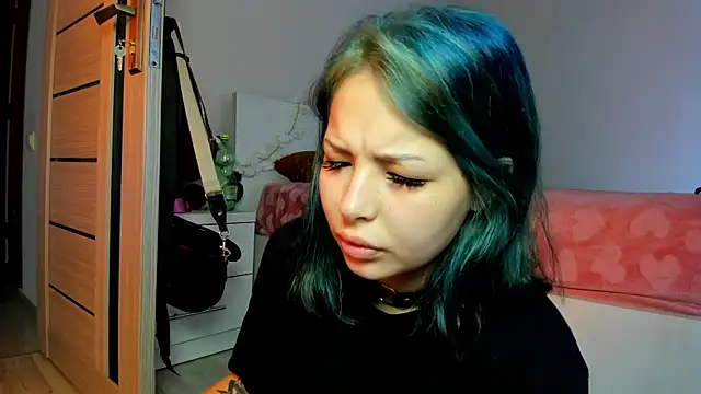 missinfull online show from July 4, 8:09 am
