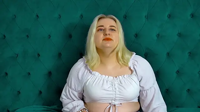 LioraArdyn online show from May 24, 5:29 pm