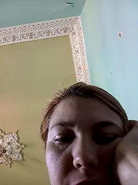 Snapshot of AnniShery chatting on May 7, 11:04 am AnniShery online show from May 7, 11:04 am