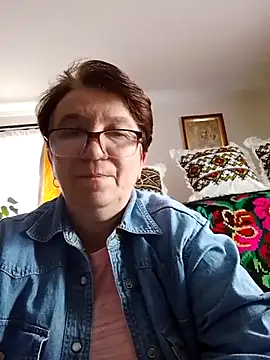 Snapshot of KetQueen101 chatting on May 1, 3:16 pm KetQueen101 online show from May 1, 3:16 pm