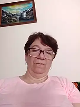 Snapshot of KetQueen101 chatting on May 2, 7:57 am KetQueen101 online show from May 2, 7:57 am