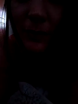 Snapshot of ayxagulosa chatting on April 23, 7:38 pm ayxagulosa online show from April 23, 7:38 pm