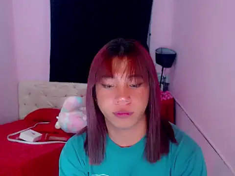 URsexyLylia online show from May 23, 6:12 pm