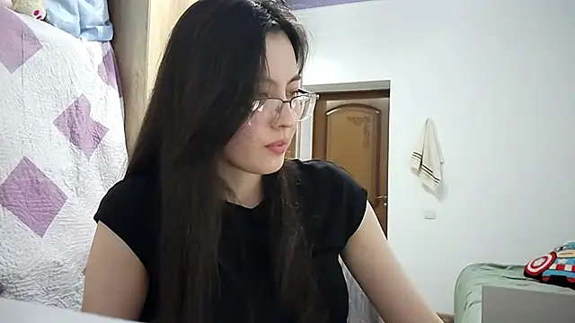AshleyTropiano online show from April 30, 5:30 pm
