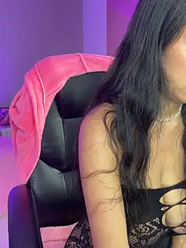 Snapshot of SecretBliss_Eup chatting on May 13, 3:37 am SecretBliss Eup online show from May 13, 3:37 am