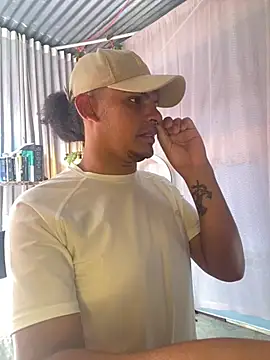 Snapshot of JaviCollins- chatting on May 5, 2:03 pm JaviCollins- online show from May 5, 2:03 pm