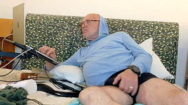 KinkCentral online show from May 12, 8:39 pm
