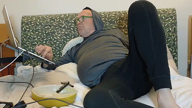 KinkCentral online show from May 19, 8:37 pm