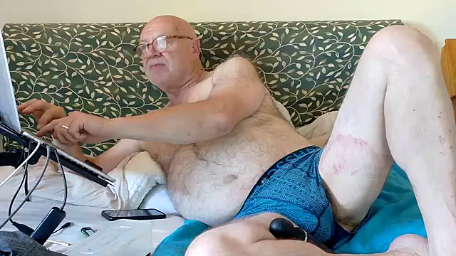 Snapshot of KinkCentral chatting on June 21, 6:21 pm KinkCentral online show from June 21, 6:21 pm