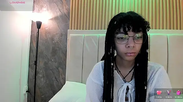 alice rossi4 online show from May 28, 11:07 am